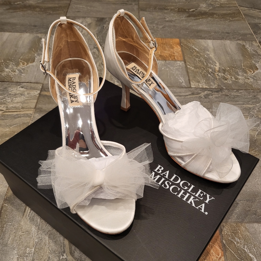 Badgley Mischka Ankle Strap Sandal